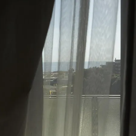 Hotei ベッド・アンド・ブレックファスト 4*