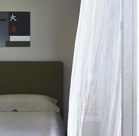 Hotei 4*