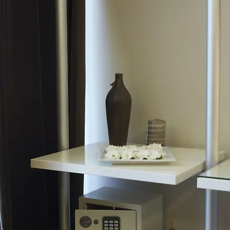 ベッド・アンド・ブレックファスト Hotei 4*