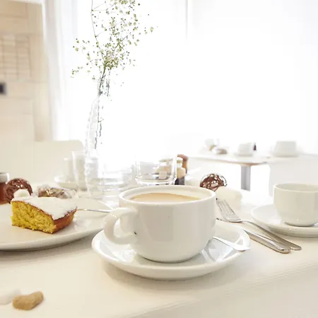 ベッド・アンド・ブレックファスト Hotei カターニア