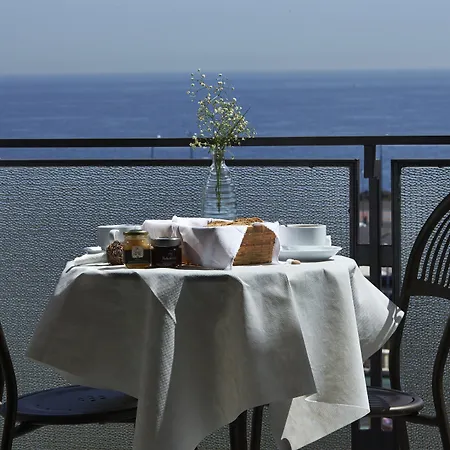 ベッド・アンド・ブレックファスト Hotei カターニア